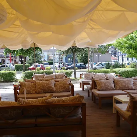 Royal فندق 3*